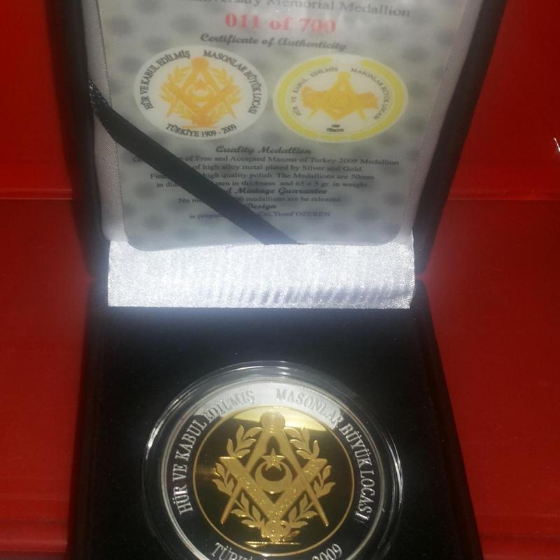 Grand lodge of independent and admitted masons of Turkey 100th years medallion