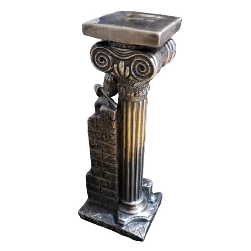 Masonic sculpture master