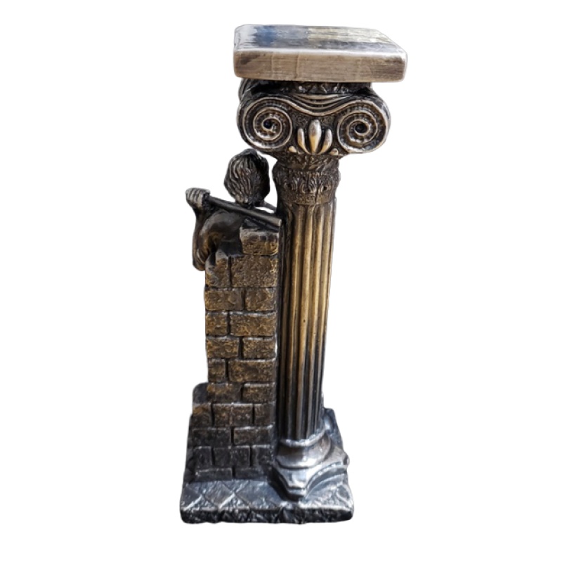 Masonic sculpture master