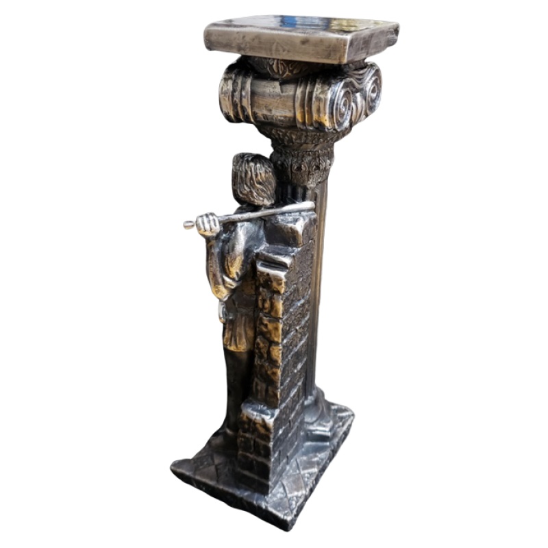 Masonic sculpture master